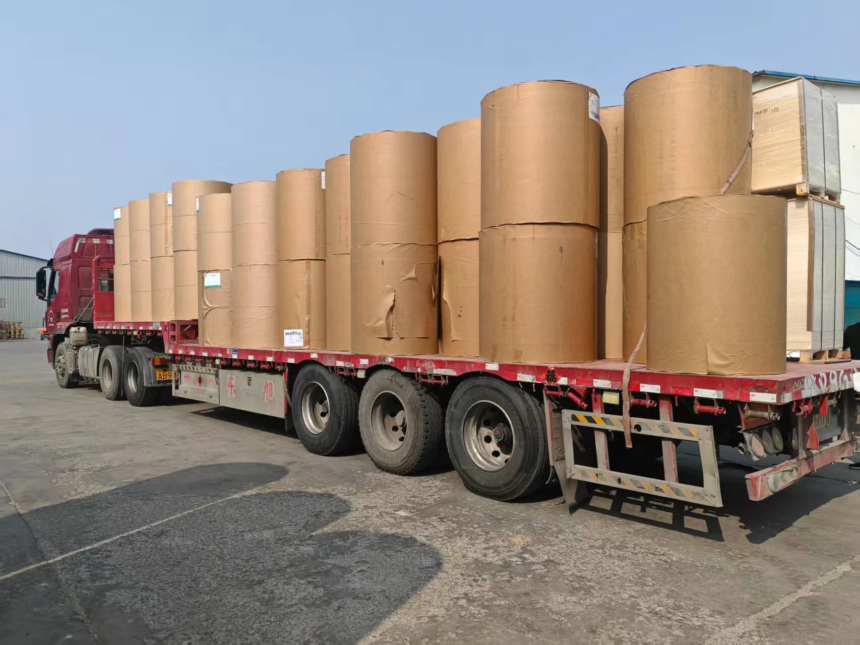 PE/PLA Coated 190-320GSM Kraft Brown Paper Roll - Image 2